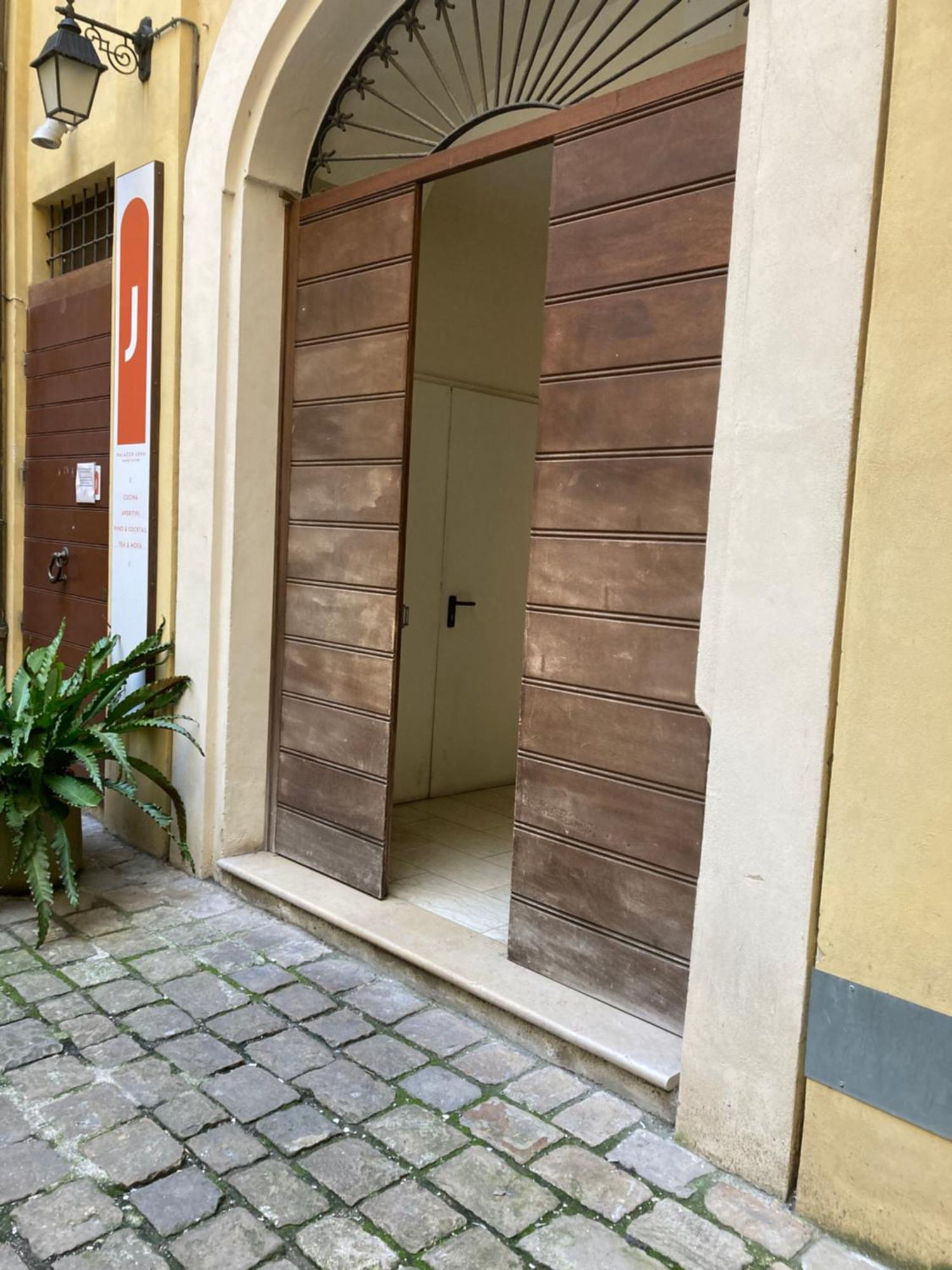 Hotel Residenza Palazzo Jona Ancona Esterno foto